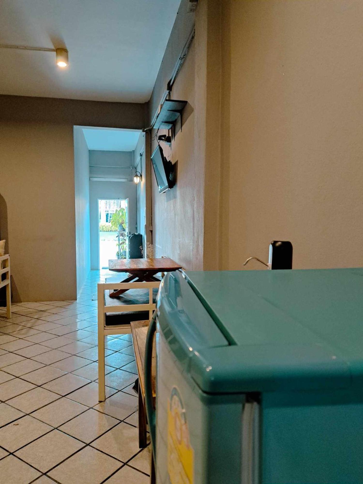 8 Sleeper Street Guesthouse Krabi Bagian luar foto