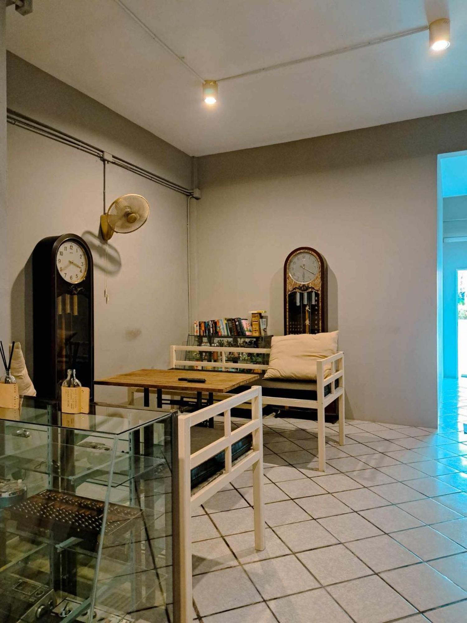 8 Sleeper Street Guesthouse Krabi Bagian luar foto